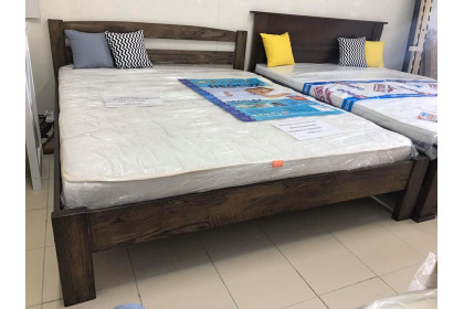 Студент (Дуб Щит) Студент (Дуб Щит)